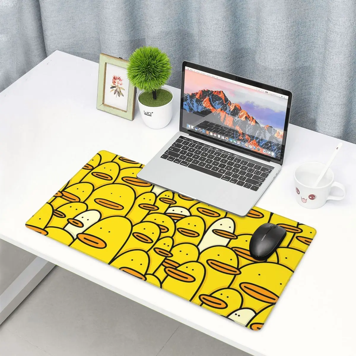 Yellow Laptop Accessories - 大型マウスパッド漫画黄色のラバーダックパターンゲーマーPCラップトップマットキーボードコンピュータゲームオフィスアクセサリーデスクマット